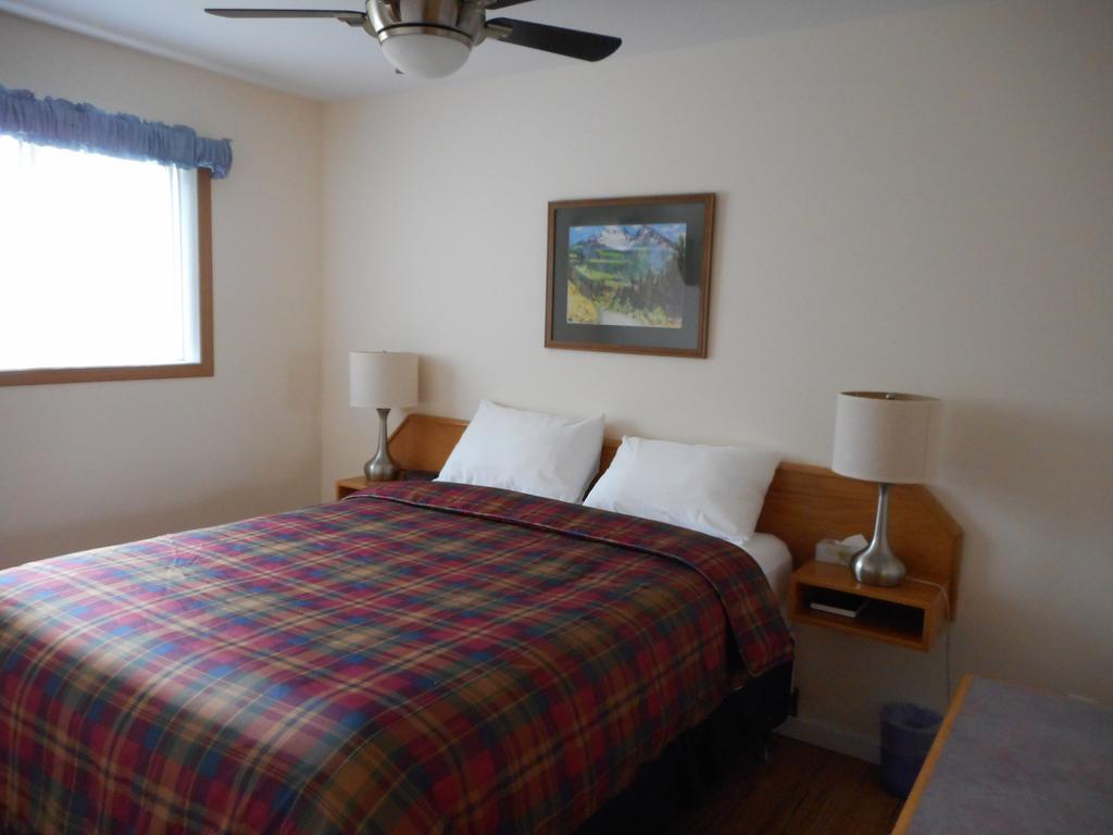 Blue River Motel Dış mekan fotoğraf